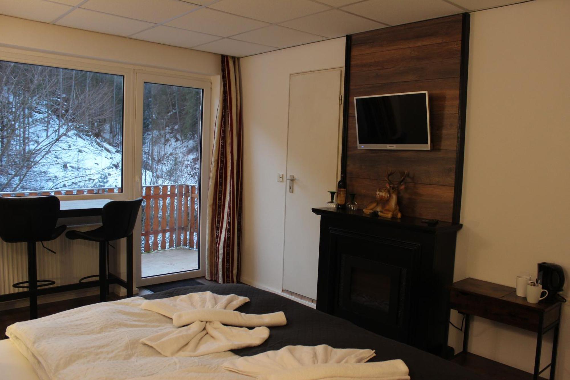 Waldpension Pfeiferhaus วาร์เมนชไตนาค ภายนอก รูปภาพ