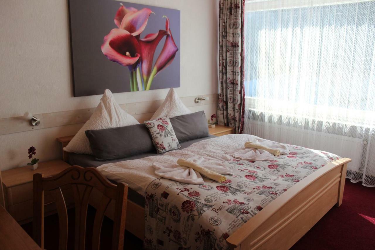 Waldpension Pfeiferhaus วาร์เมนชไตนาค ภายนอก รูปภาพ